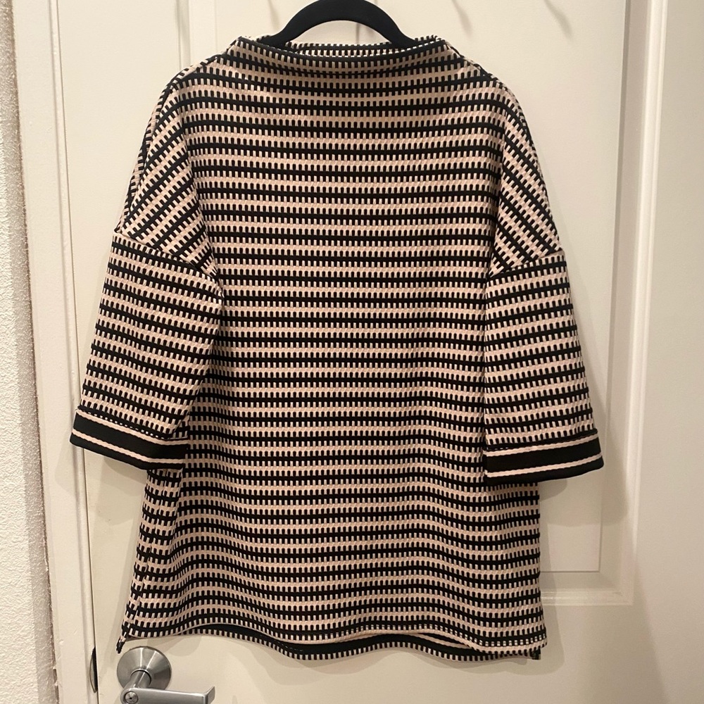 Oversized Geo Jacquard knit top